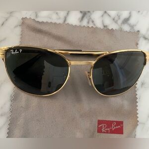 Ray-Ban Aviator Style Gold Sunglasses